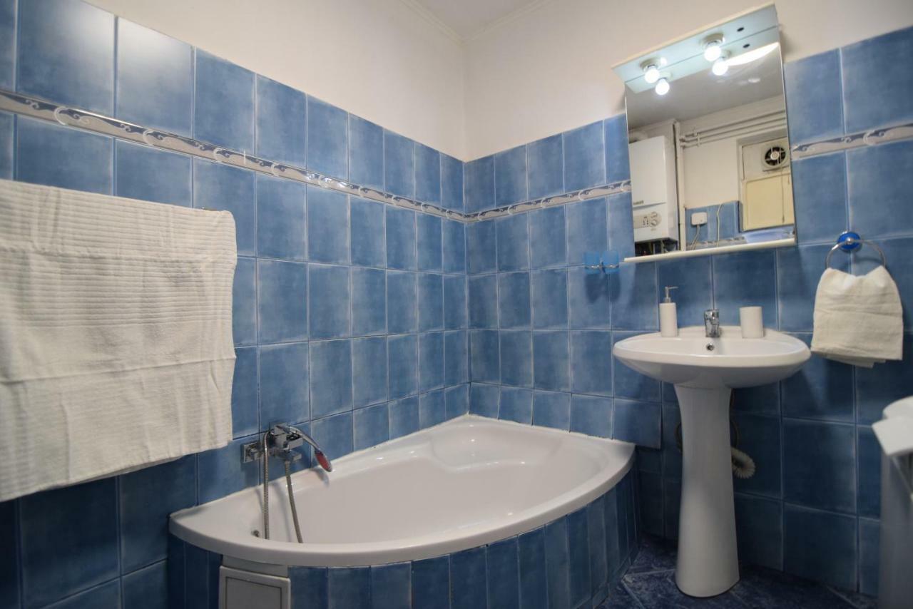 Resedinta Lui Calin - Downtown Park Cismigiu Apartment Bucharest Luaran gambar